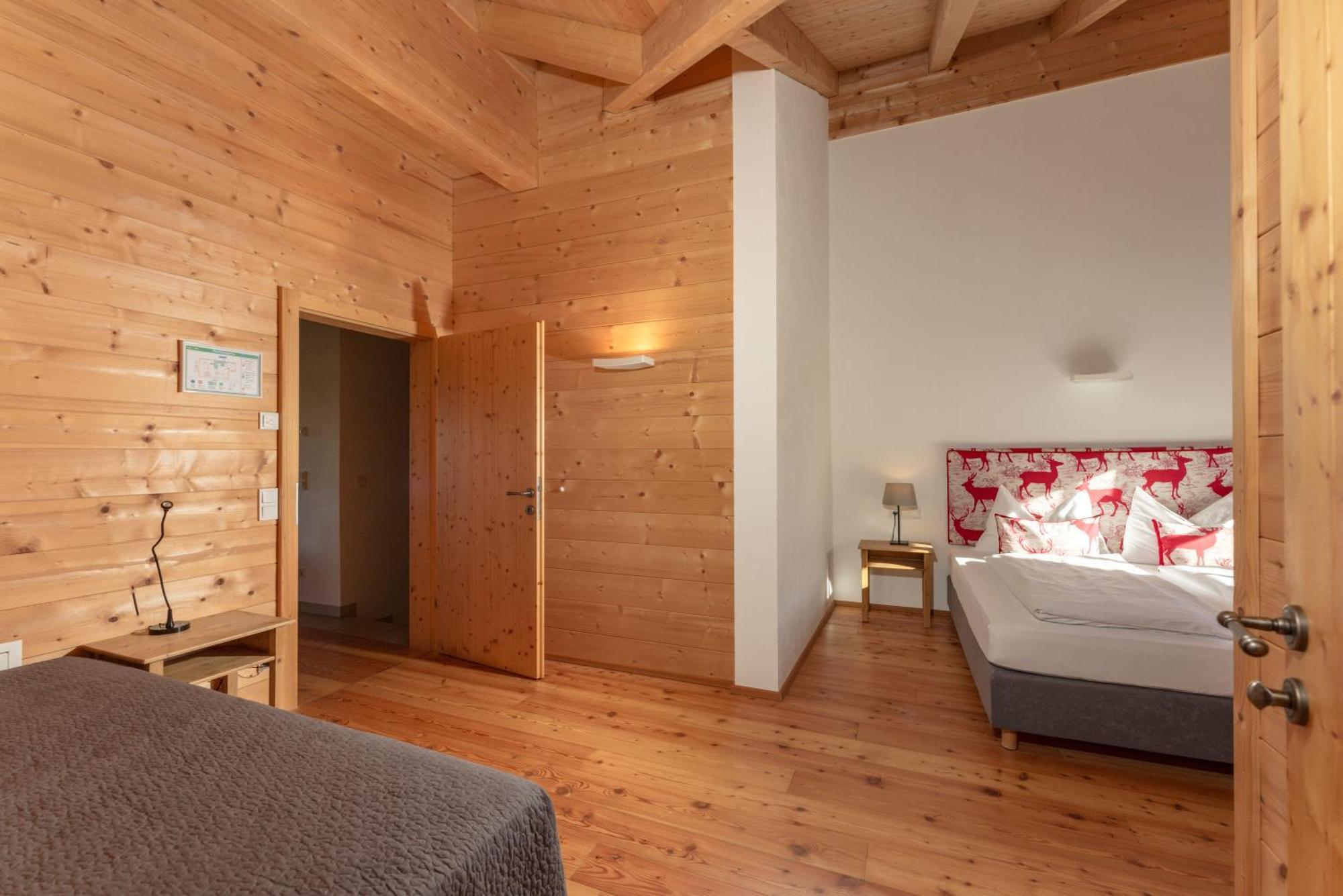 Ski In/Ski Out Chalets Tauernlodge By Schladming-Appartements Phòng bức ảnh